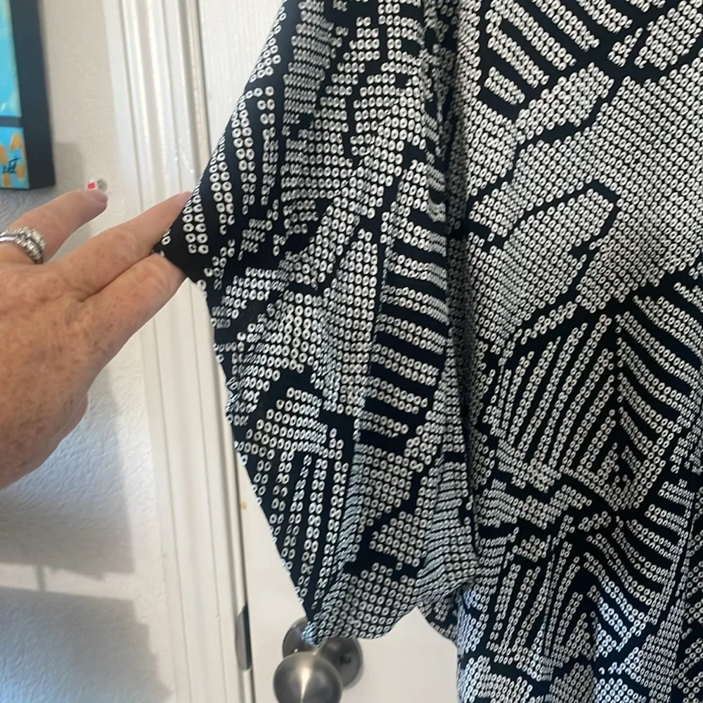 Anthropologie Gillian Printed Kimono One Size Black and White Kimono OS